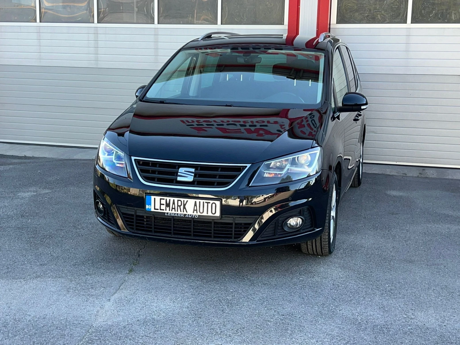 Seat Alhambra 2.0TDI AUTOMATIK NAVI KLIMATRONIK 7-МЕСТЕН EVRO 6B - изображение 2