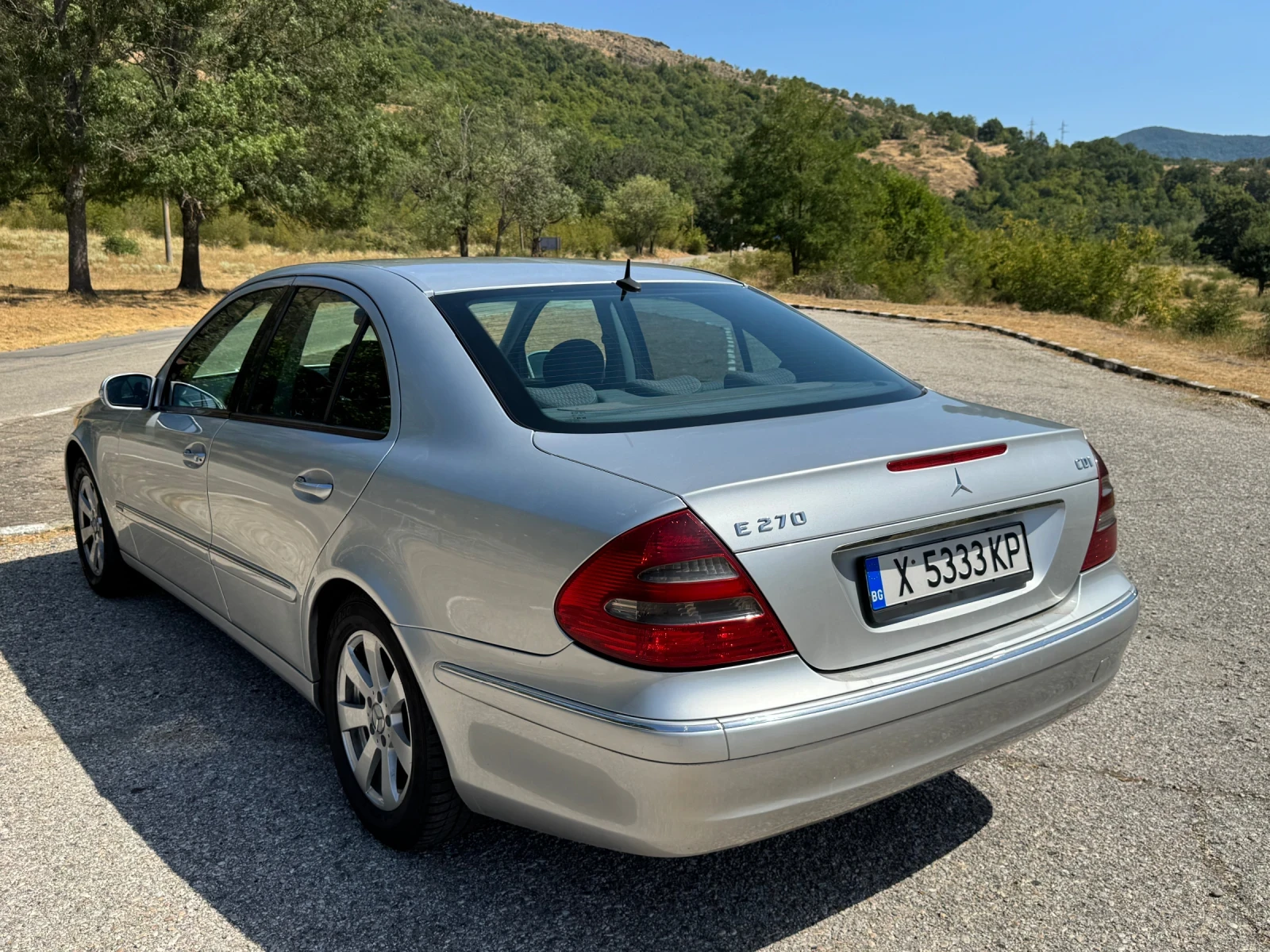Mercedes-Benz E 270  - изображение 4