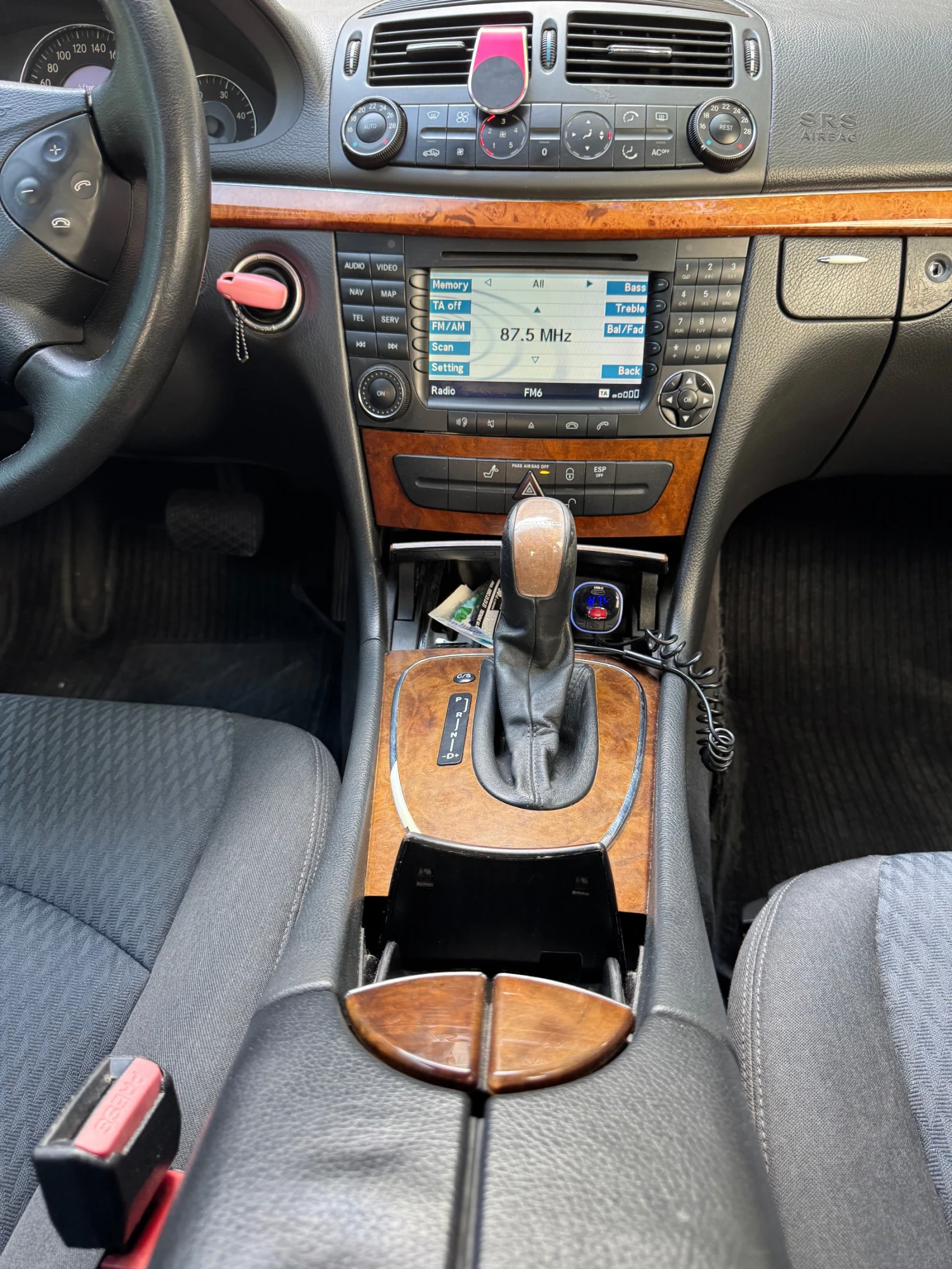 Mercedes-Benz E 270  - изображение 5