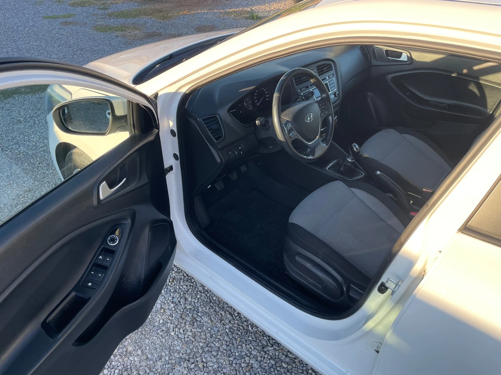 Hyundai I20 1.1CRDI - изображение 9