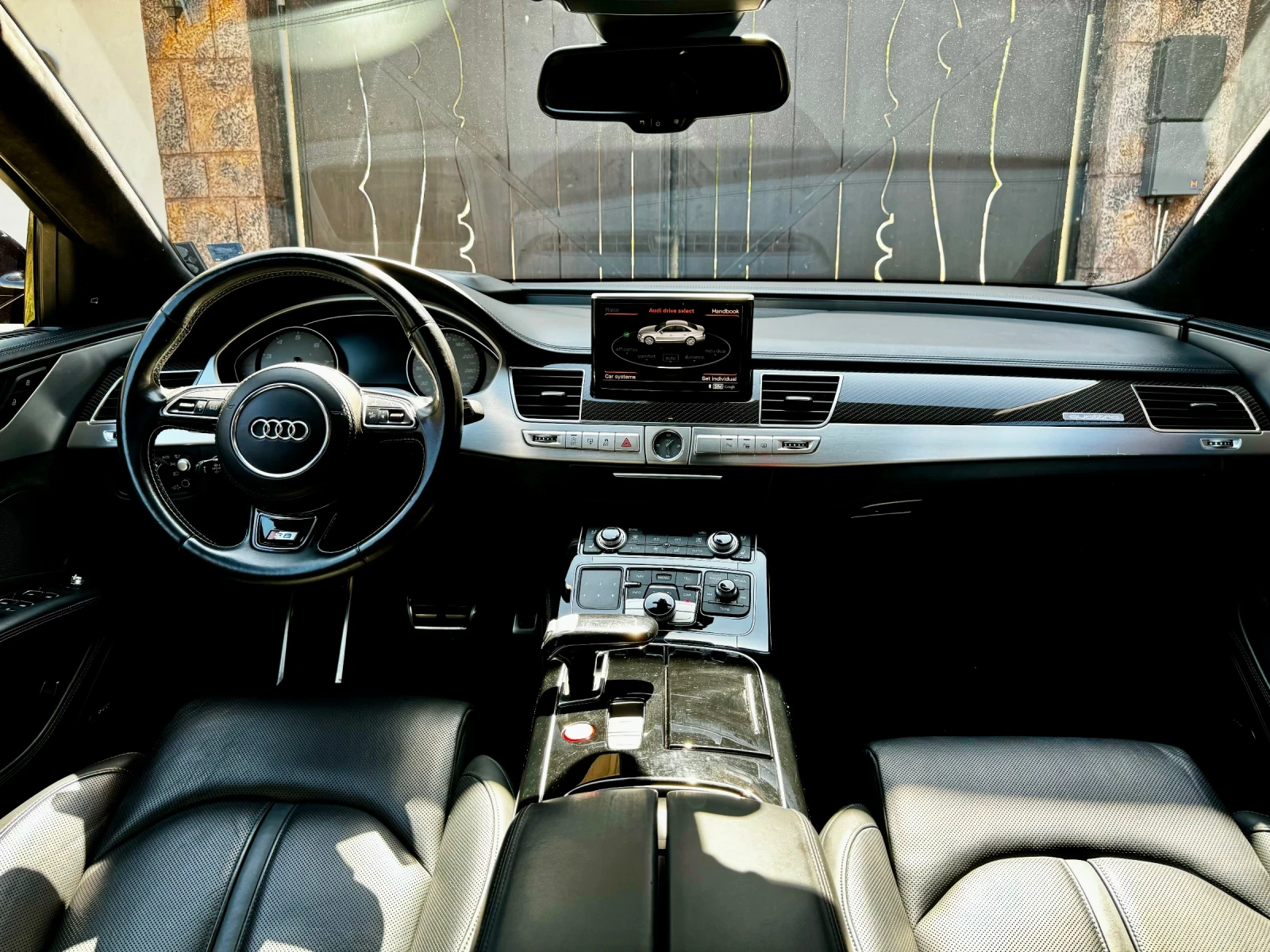 Audi S8 Plus 4.0TFSI* 605hp* S-line* Matrix* Ceramic* Лизи - изображение 6