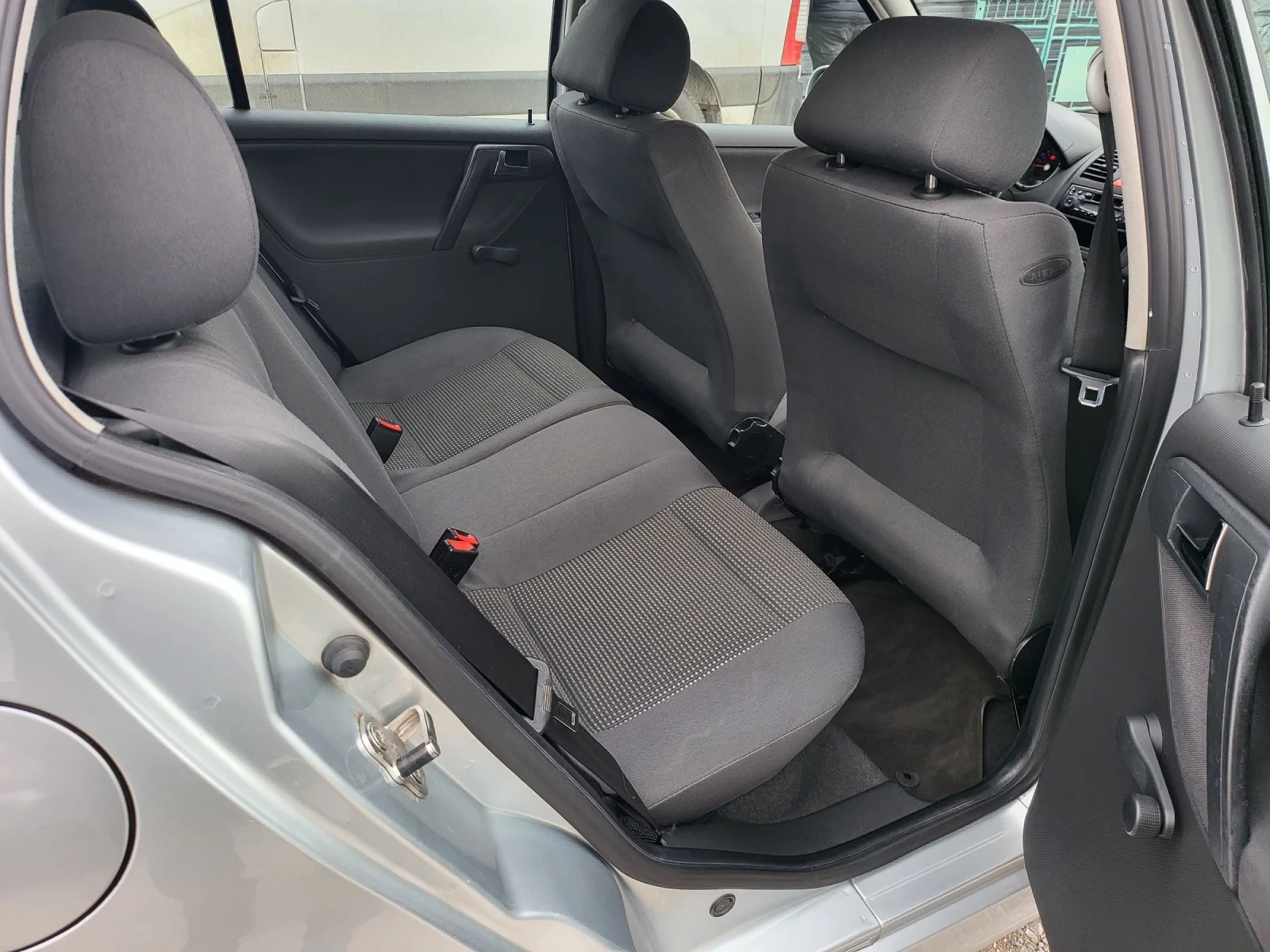 VW Polo 1.4 16v Euro4 TOP - изображение 9