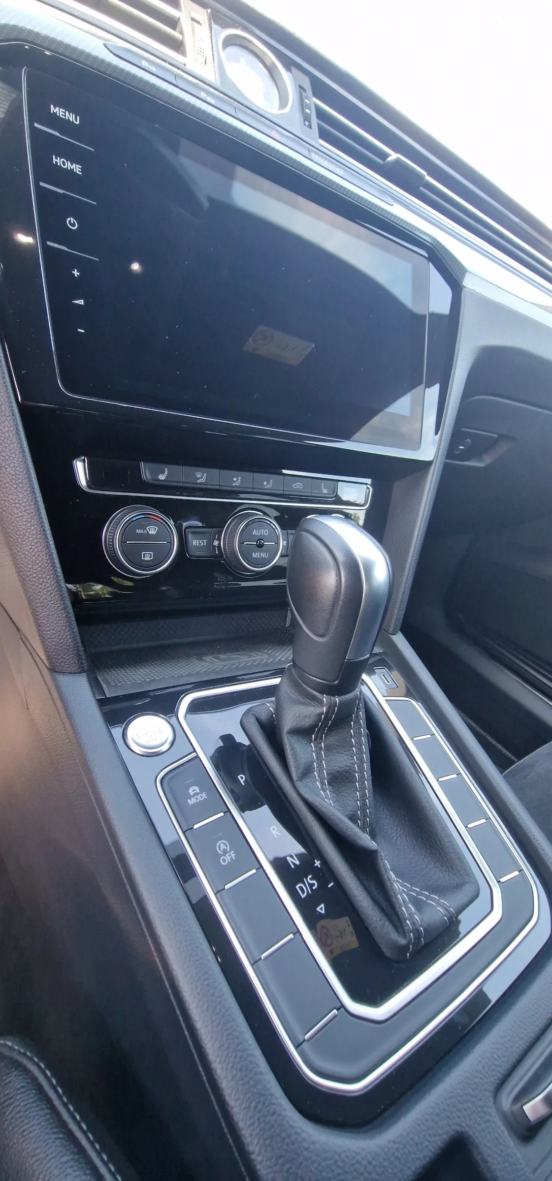 VW Arteon 190 HP 50000KM, снимка 12 - Автомобили и джипове - 53796391