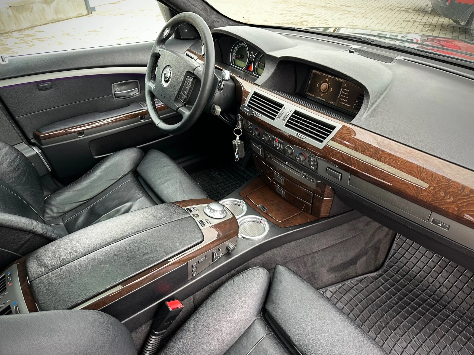 BMW 730, снимка 8 - Автомобили и джипове - 54312265
