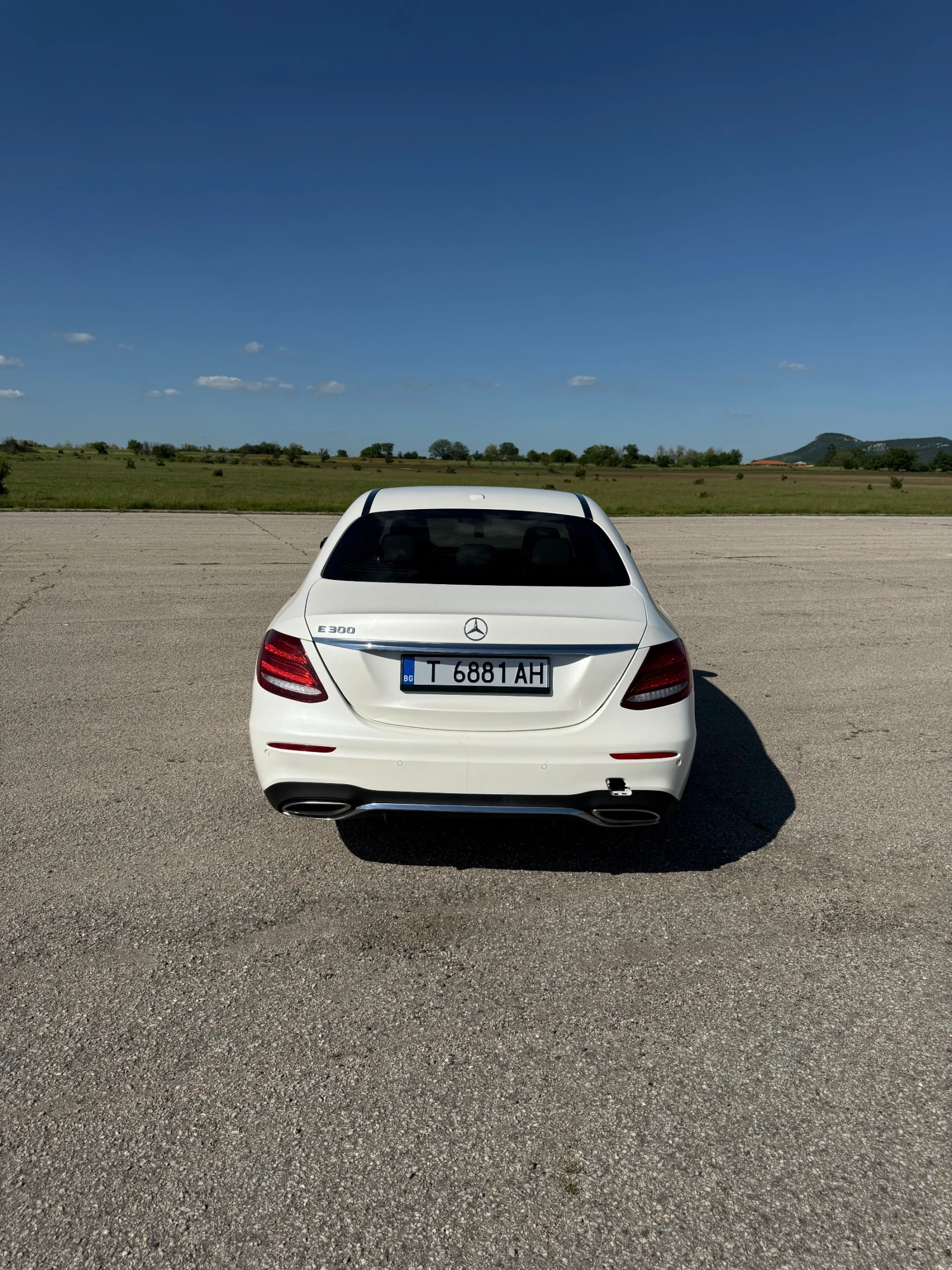 Mercedes-Benz E 300, снимка 6 - Автомобили и джипове - 55401165