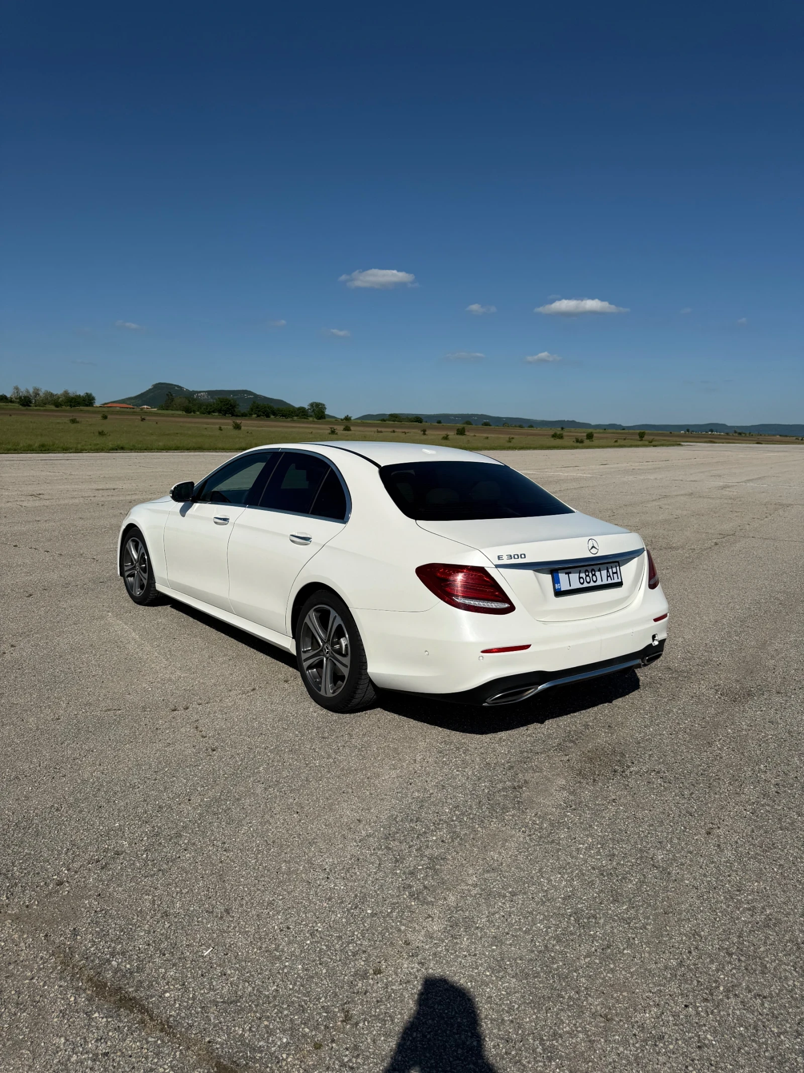 Mercedes-Benz E 300, снимка 7 - Автомобили и джипове - 55401165
