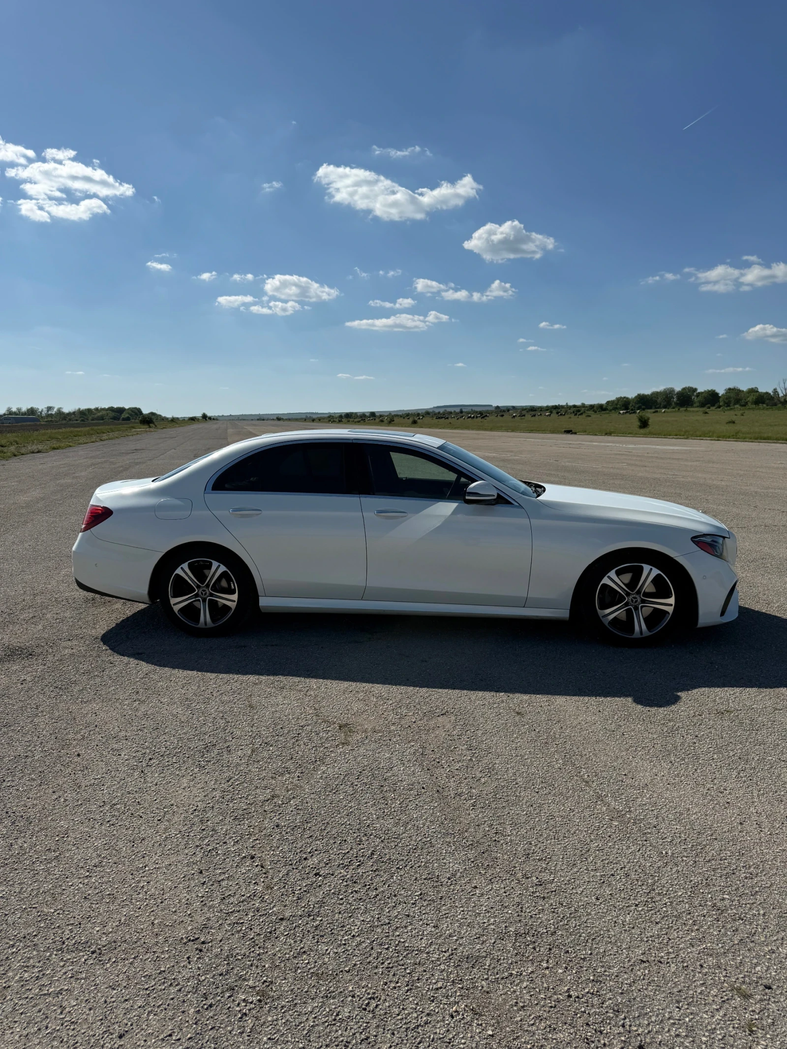 Mercedes-Benz E 300, снимка 4 - Автомобили и джипове - 55401165