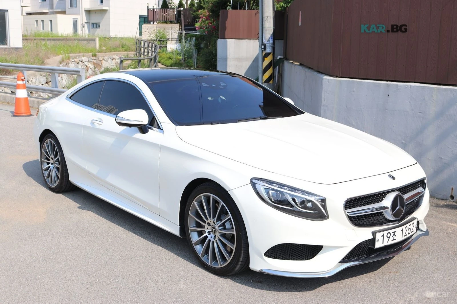 Mercedes-Benz S 400 4MATIC/DISTRONIC/360 VIEW/HUD, снимка 2 - Автомобили и джипове - 54901492