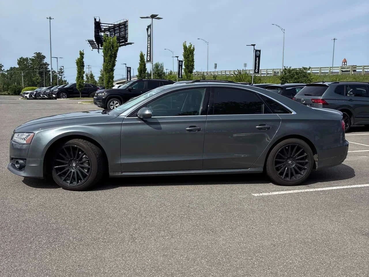 Audi A8 4.0T | CARFAX | БЕЗ ПЪРВОНАЧАЛНА ВНОСКА, снимка 2 - Автомобили и джипове - 55053876