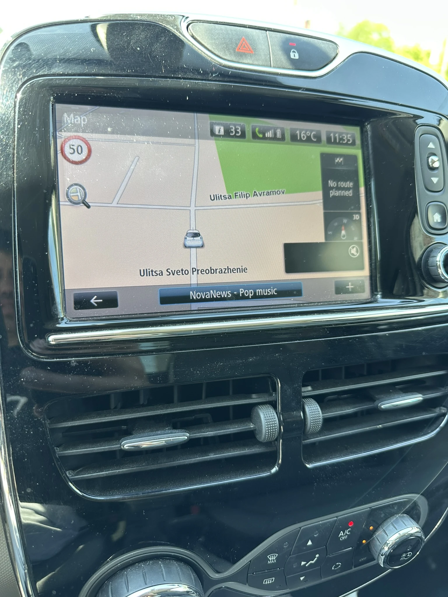 Renault Zoe, снимка 12 - Автомобили и джипове - 55127910