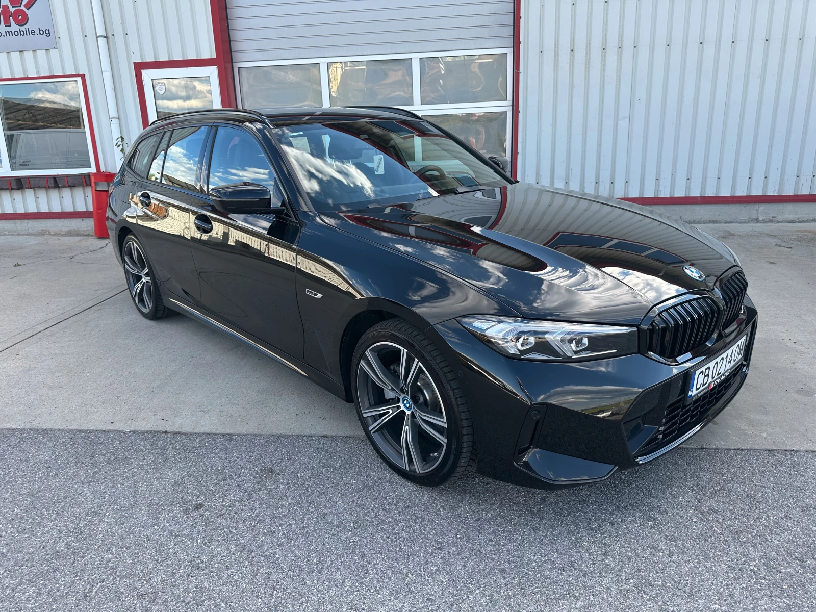 BMW 330 e , M-Sport Plug-In xDrive , black shadow, снимка 7 - Автомобили и джипове - 55290593