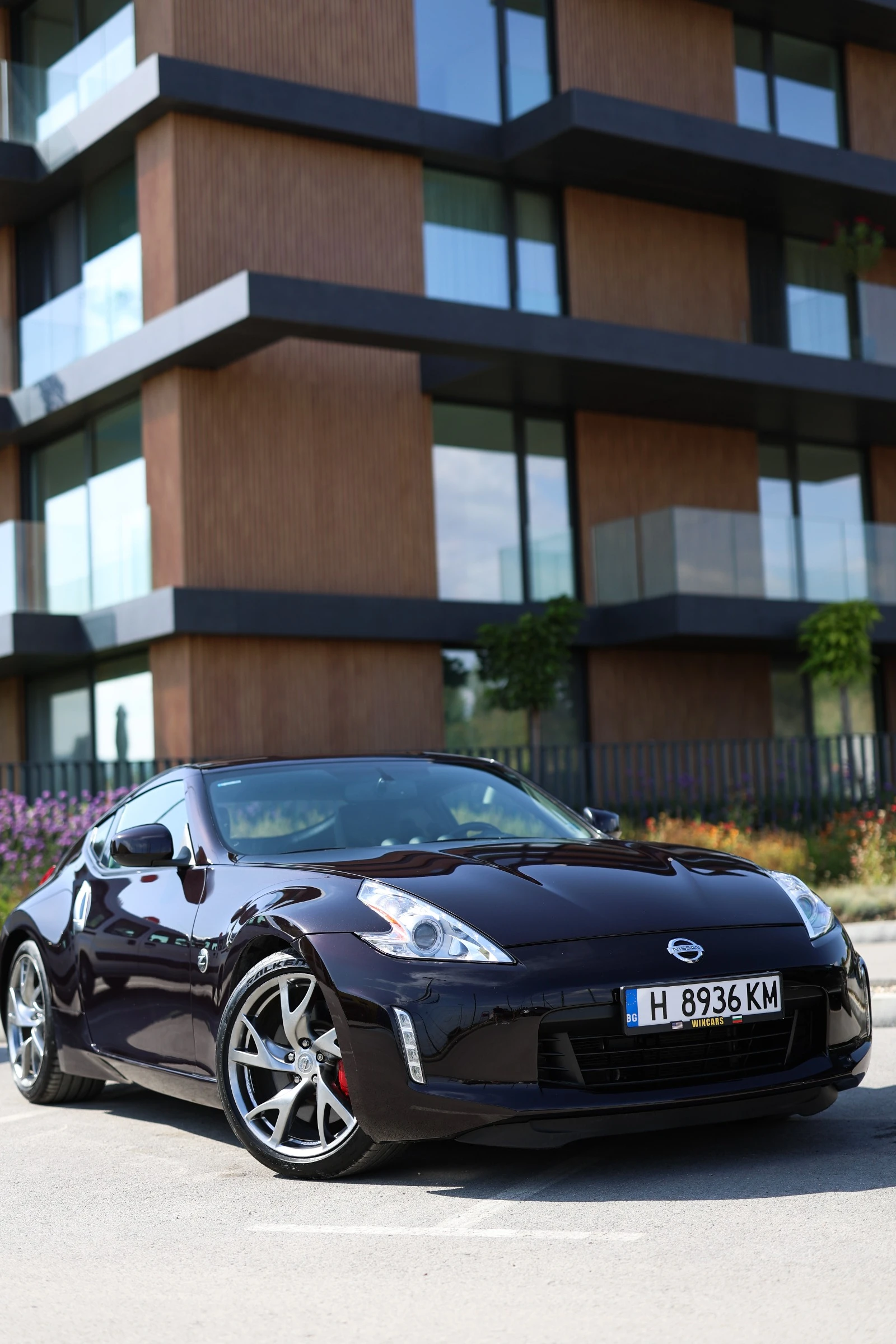 Nissan 370Z 44 ���. �� | Mobile.bg � ����������� 10