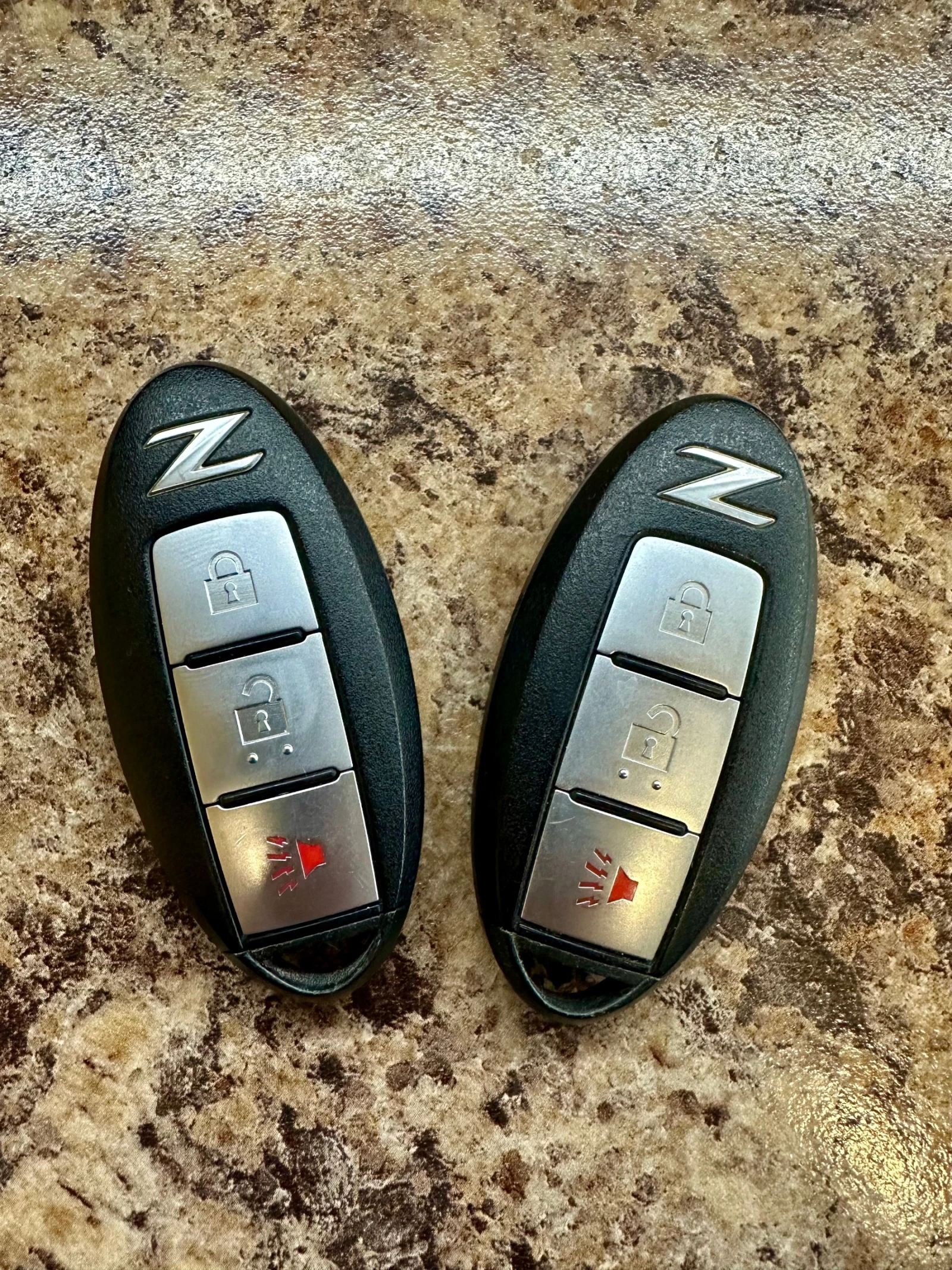 Nissan 370Z 44 ХИЛ. КМ, снимка 17 - Автомобили и джипове - 55305896