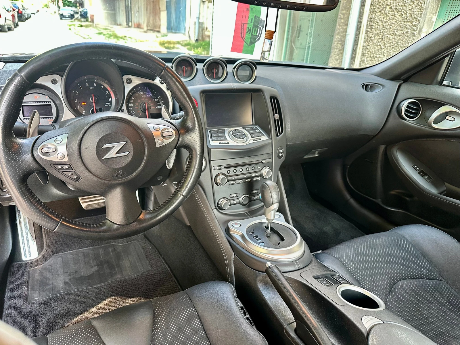 Nissan 370Z 44 ХИЛ. КМ, снимка 4 - Автомобили и джипове - 55305896