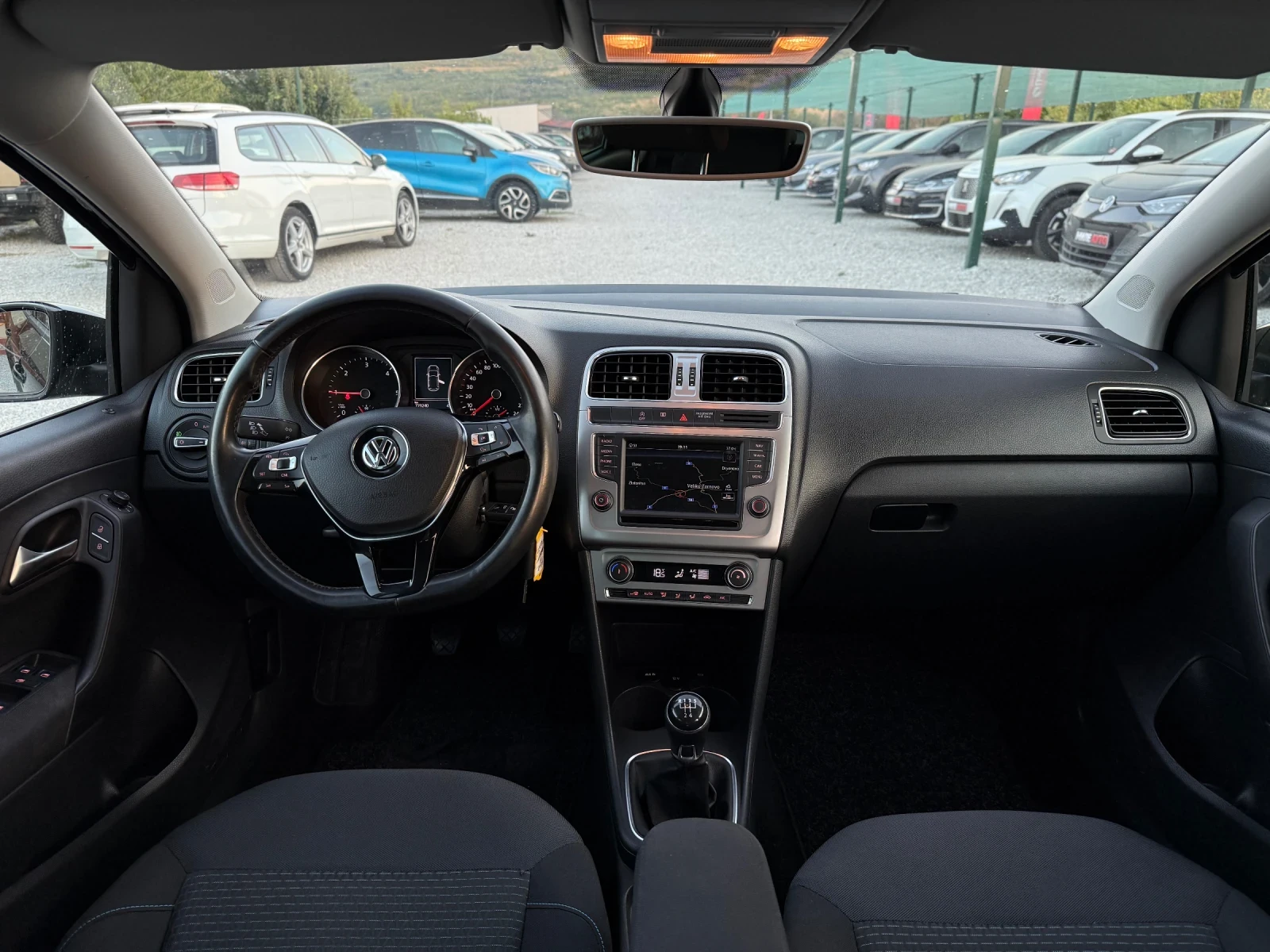 VW Polo 1.4TDI Нави Климатроник Р ЛАИН , снимка 12 - Автомобили и джипове - 55586114