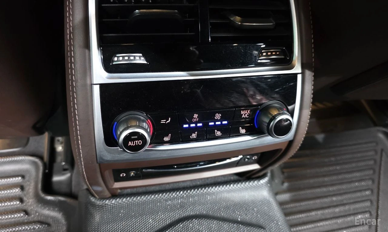 BMW 730 d* LONG* INDIVIDUAL* HARMAN* МАСАЖ* КРАЙНА ЦЕНА, снимка 17 - Автомобили и джипове - 55684015