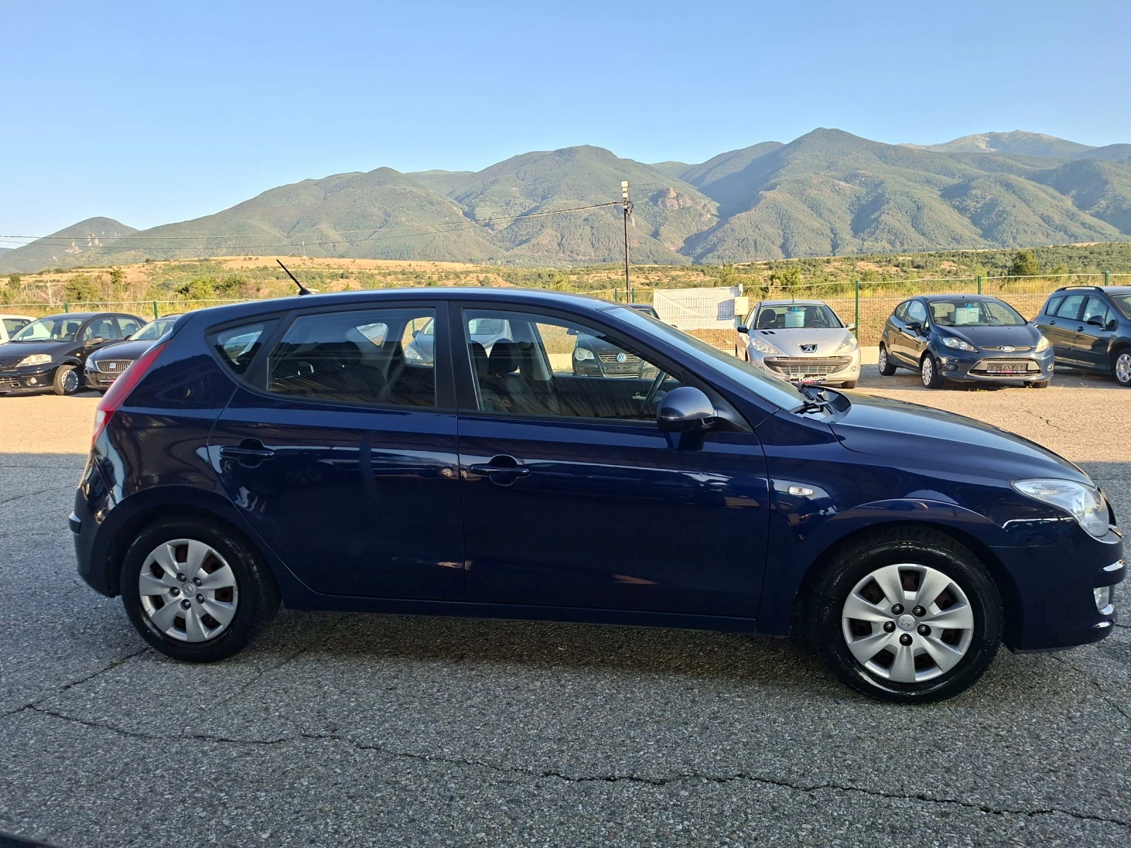 Hyundai I30 1, 6 crdi, снимка 4 - Автомобили и джипове - 55767095