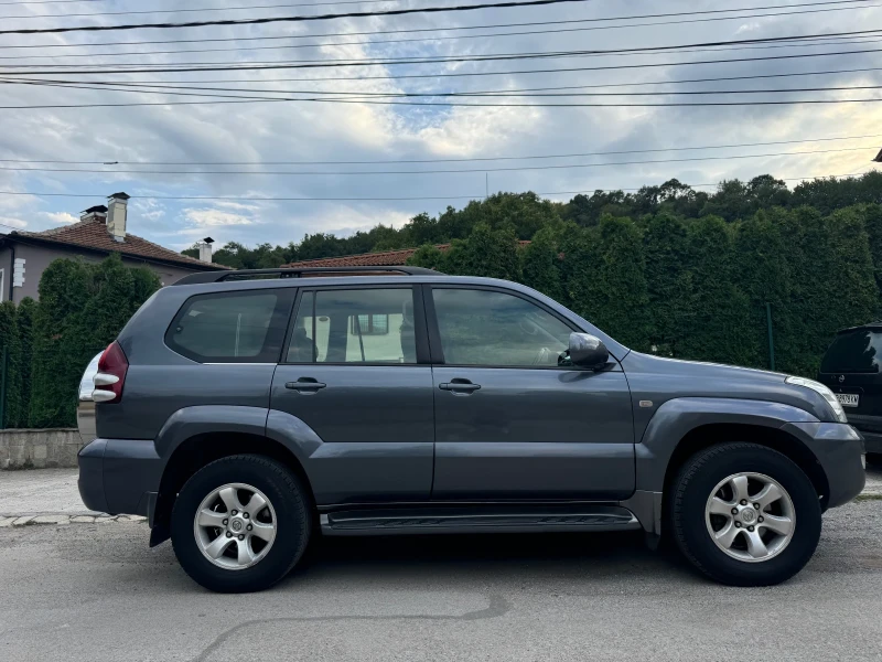 Toyota Land cruiser 3.0D4D 163к.с. Автоматик, снимка 2 - Автомобили и джипове - 46994157