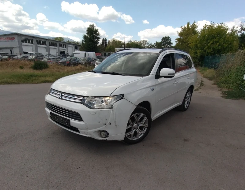 Mitsubishi Outlander 2.0hybrid-195кс-4х4-automat-xeno-подгрев, снимка 1 - Автомобили и джипове - 47354226