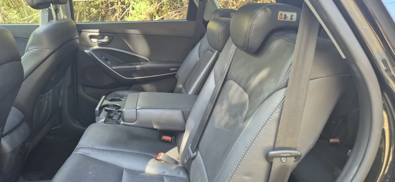 Hyundai Santa fe 2.2CRDI-200кс.7мес, снимка 9 - Автомобили и джипове - 51617891