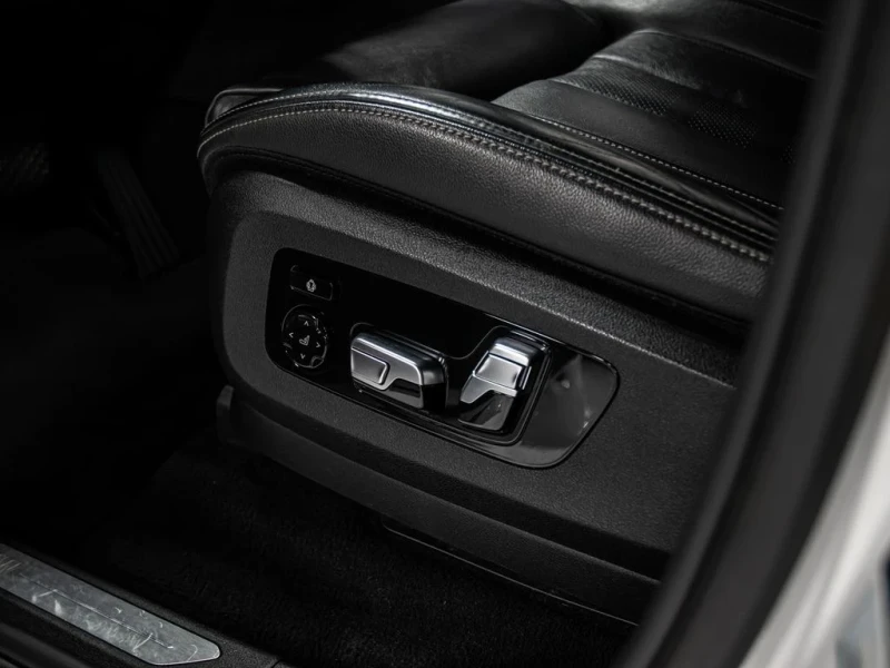 BMW X5 40iXDRIVE, снимка 17 - Автомобили и джипове - 52317751