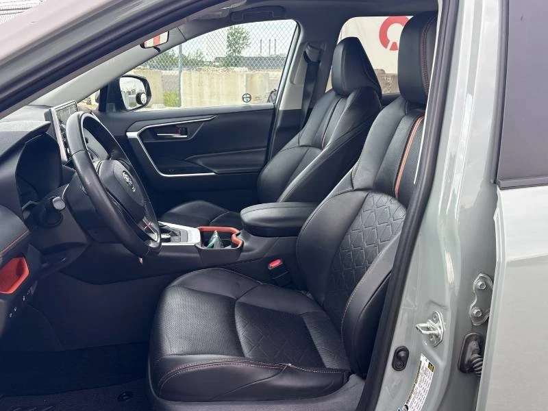 Toyota Rav4 * TRAIL * ОБДУХВАНЕ * ДИСТРОНИК * 2 КЛЮЧА * ПАМЕТ, снимка 8 - Автомобили и джипове - 54964713