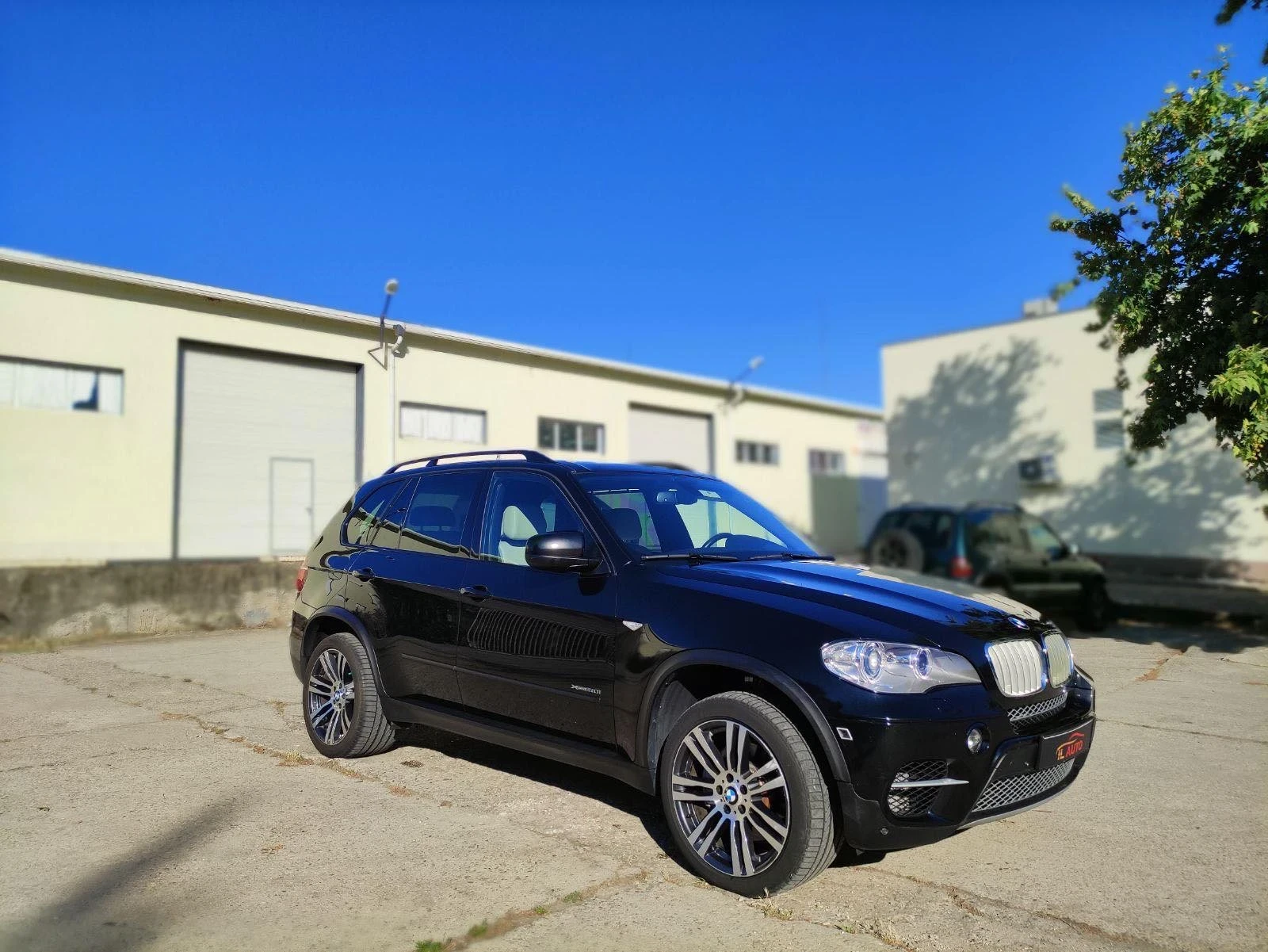 BMW X5 5.0i/Mpak/Vakum/panorama/360/podgrev/FULL!!! - изображение 2