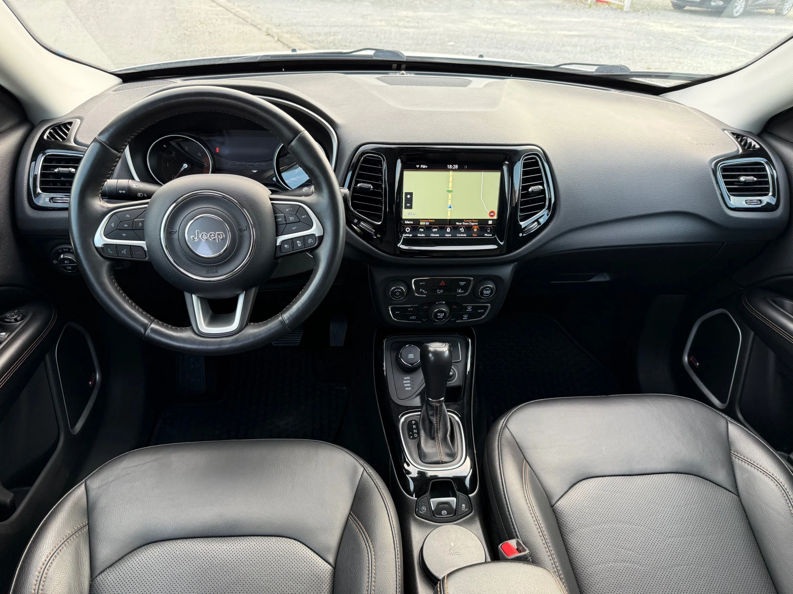 Jeep Compass 2.0 AUT. NAVI 4x4 ШВЕЙЦАРИЯ - изображение 7