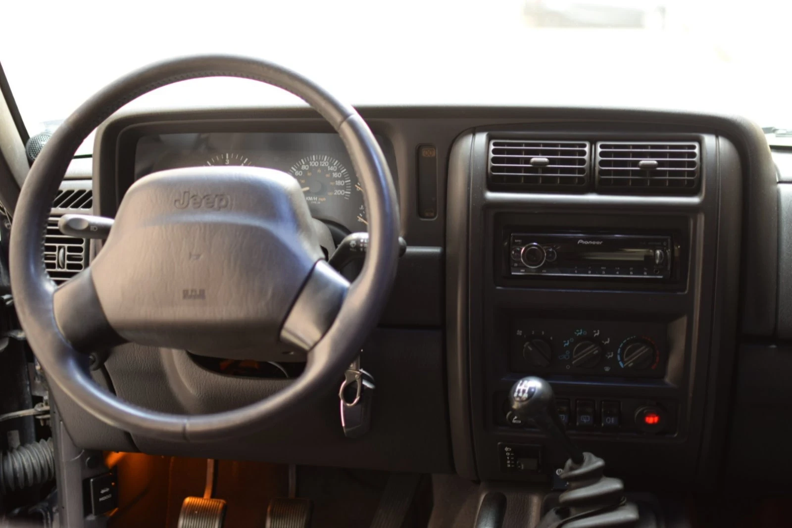 Jeep Cherokee XJ 2.5D, снимка 6 - Автомобили и джипове - 54190095