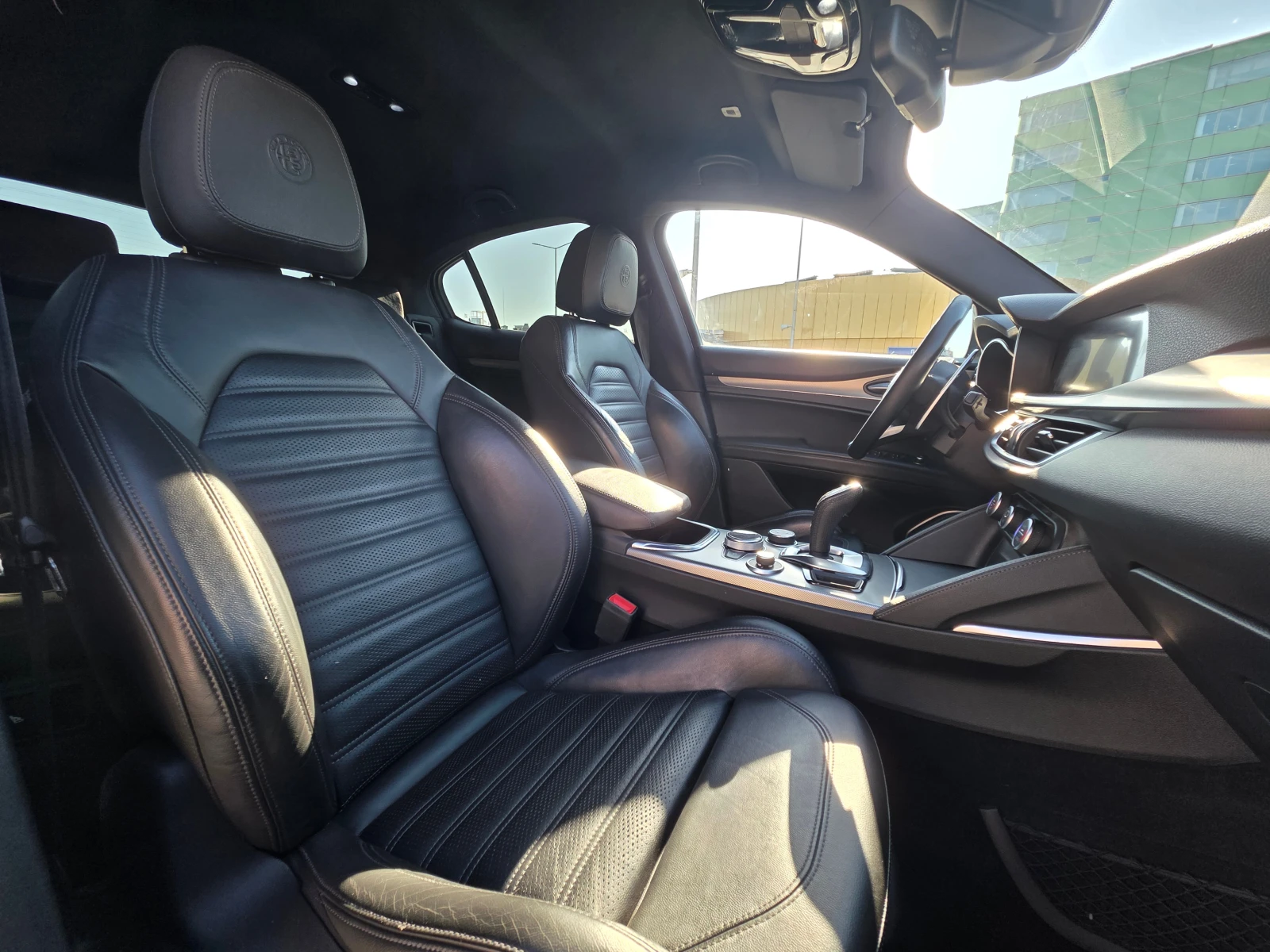 Alfa Romeo Stelvio VELOCE 2, 2 JTDM-AWD-Automatic-210h.p., снимка 17 - Автомобили и джипове - 54374375