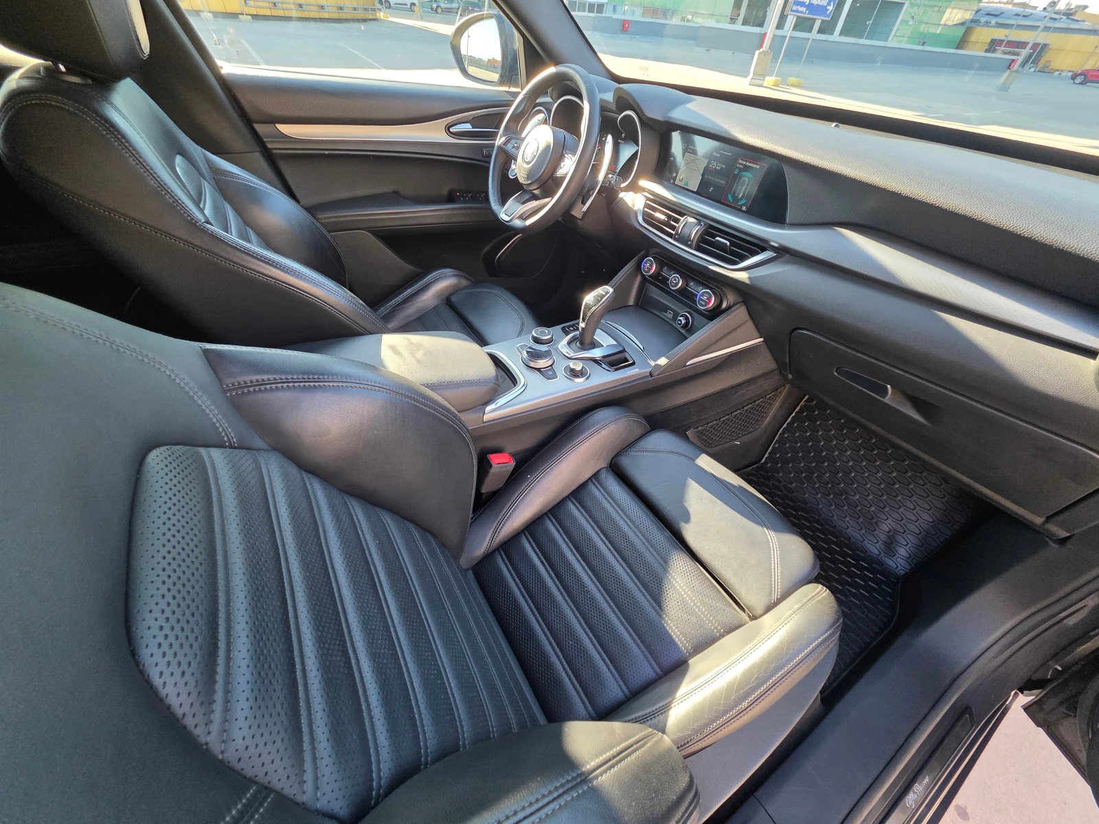 Alfa Romeo Stelvio VELOCE 2, 2 JTDM-AWD-Automatic-210h.p., снимка 16 - Автомобили и джипове - 54374375