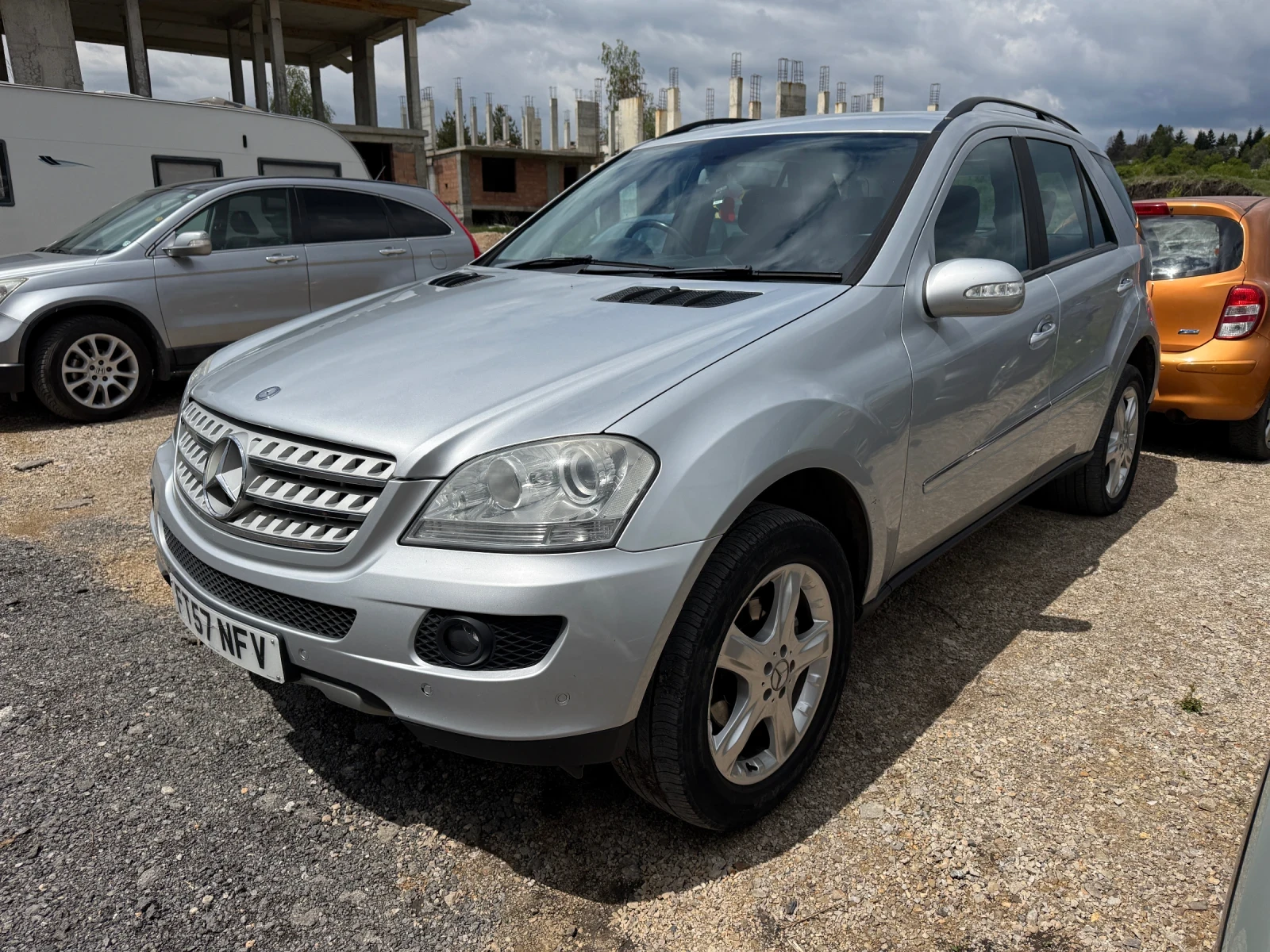 Mercedes-Benz ML 320 Sport, снимка 2 - Автомобили и джипове - 54388017