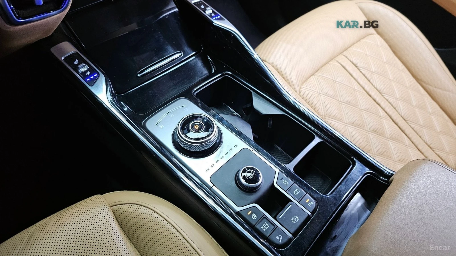 Kia Sorento 2.2d* NOBLESSE* DRIVE-ASSISTS* 360CAMERA* HEAD-UP*, снимка 11 - Автомобили и джипове - 54883614