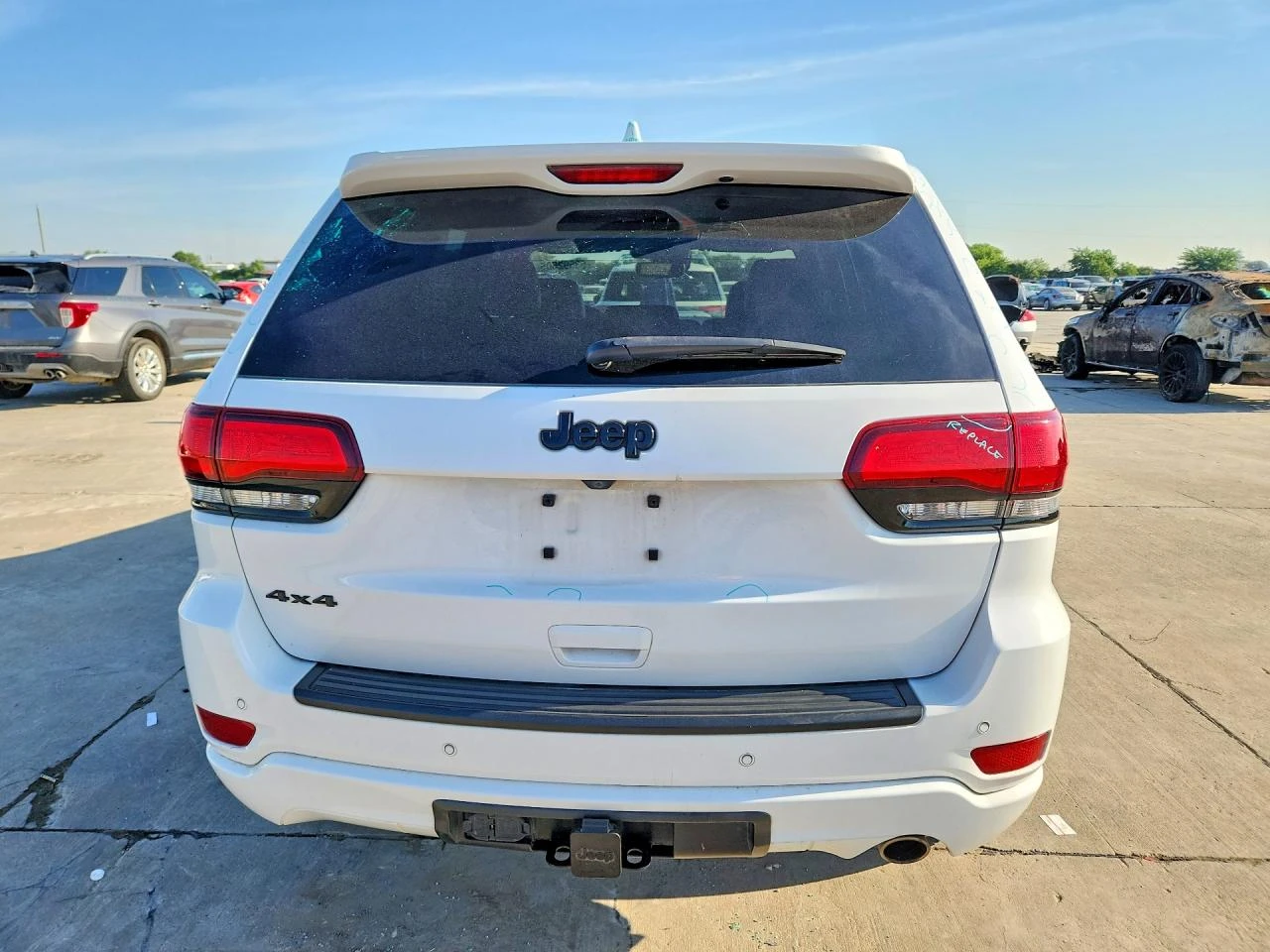 Jeep Grand cherokee 3.6l Laredo E, снимка 6 - Автомобили и джипове - 55103208
