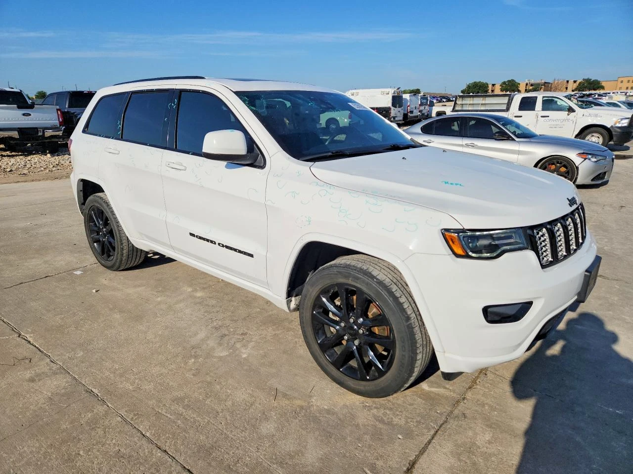 Jeep Grand cherokee 3.6l Laredo E, снимка 4 - Автомобили и джипове - 55103208