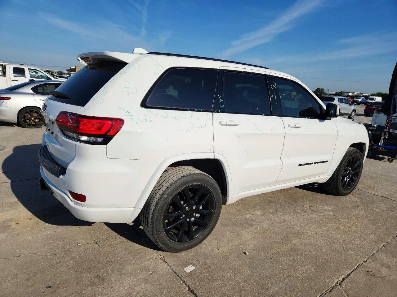Jeep Grand cherokee 3.6l Laredo E, снимка 3 - Автомобили и джипове - 55103208