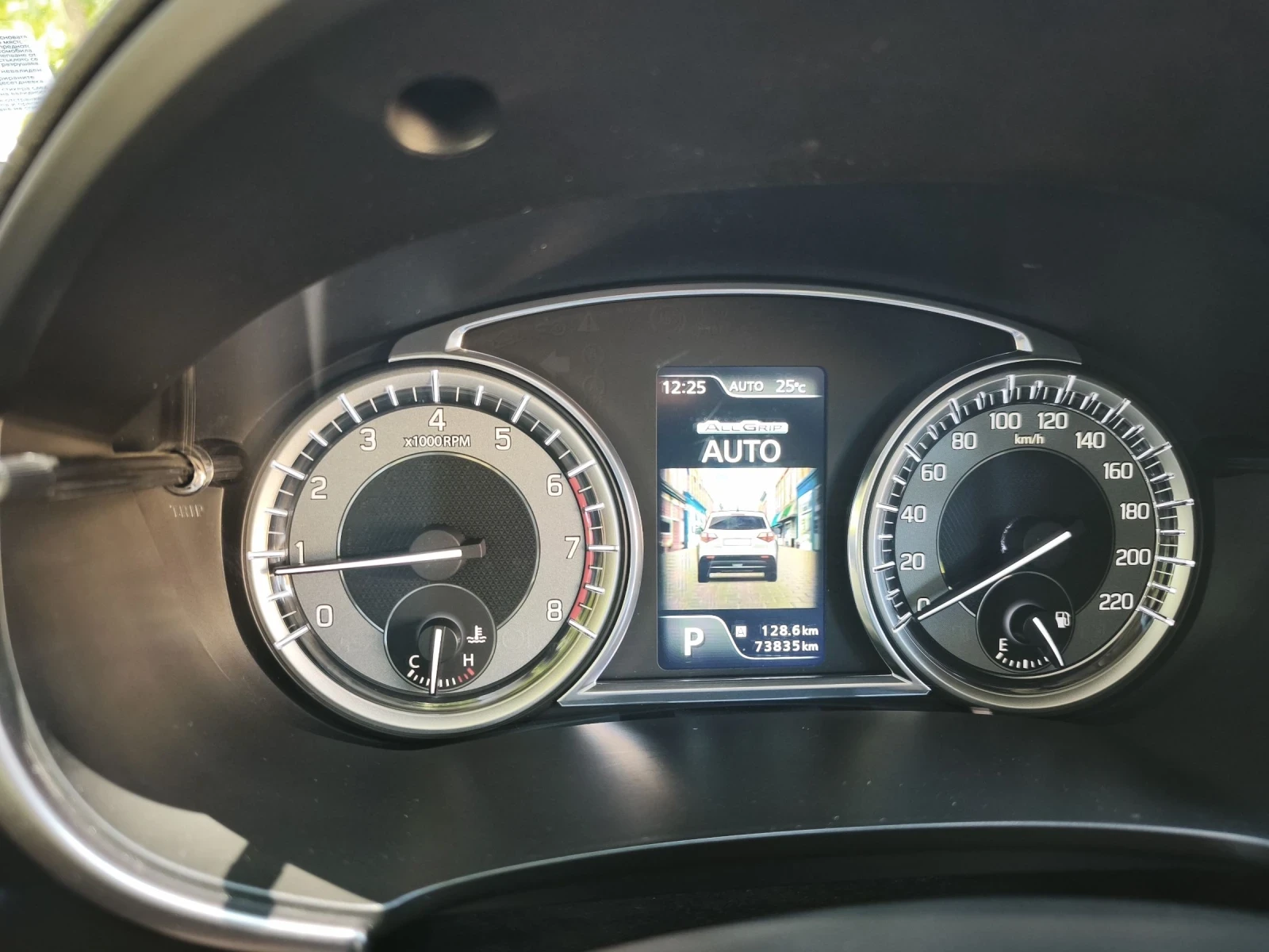 Suzuki Vitara 1.4T AllGrip Automat, снимка 10 - Автомобили и джипове - 55304934