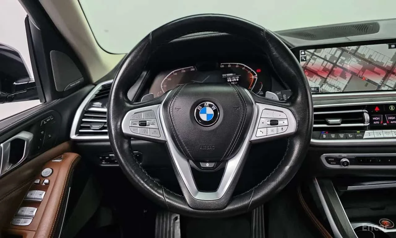 BMW X7 * xDrive 40d Design Pure Excellence 7 Seater * CAR, снимка 13 - Автомобили и джипове - 55508523