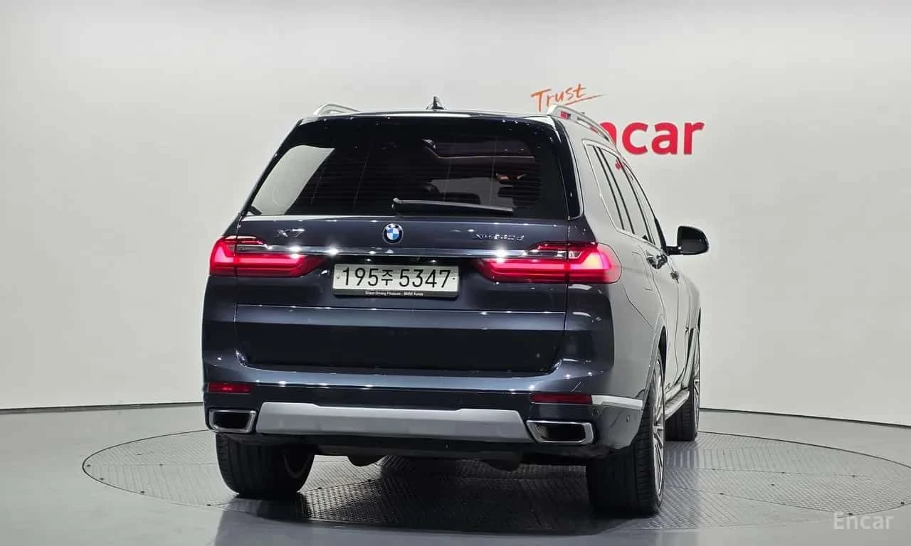 BMW X7 * xDrive 40d Design Pure Excellence 7 Seater * CAR, снимка 4 - Автомобили и джипове - 55508523
