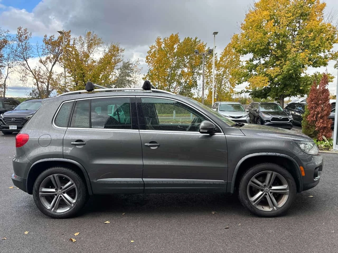 VW Tiguan * Highline * CARFAX * ���������������� * ��������  | Mobile.bg � ����������� 4