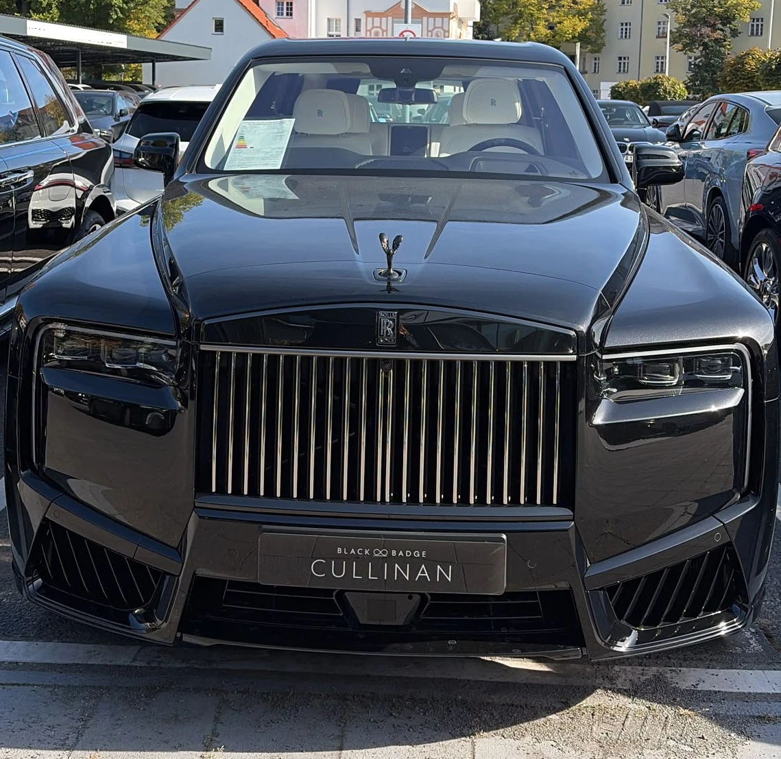 Rolls-Royce Cullinan SERIES II BLACK BADGE