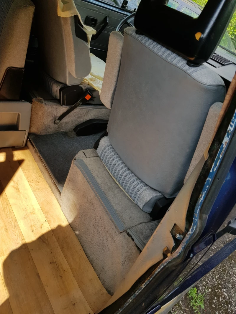 VW Multivan, снимка 5 - Бусове и автобуси - 51966633