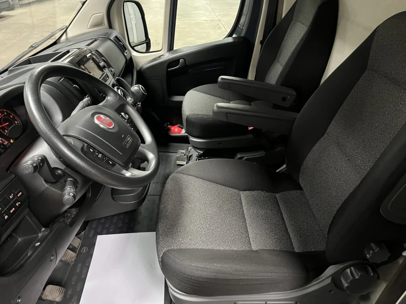 Fiat Ducato 2.3 Multujet Като НОВ, снимка 5 - Бусове и автобуси - 53469777