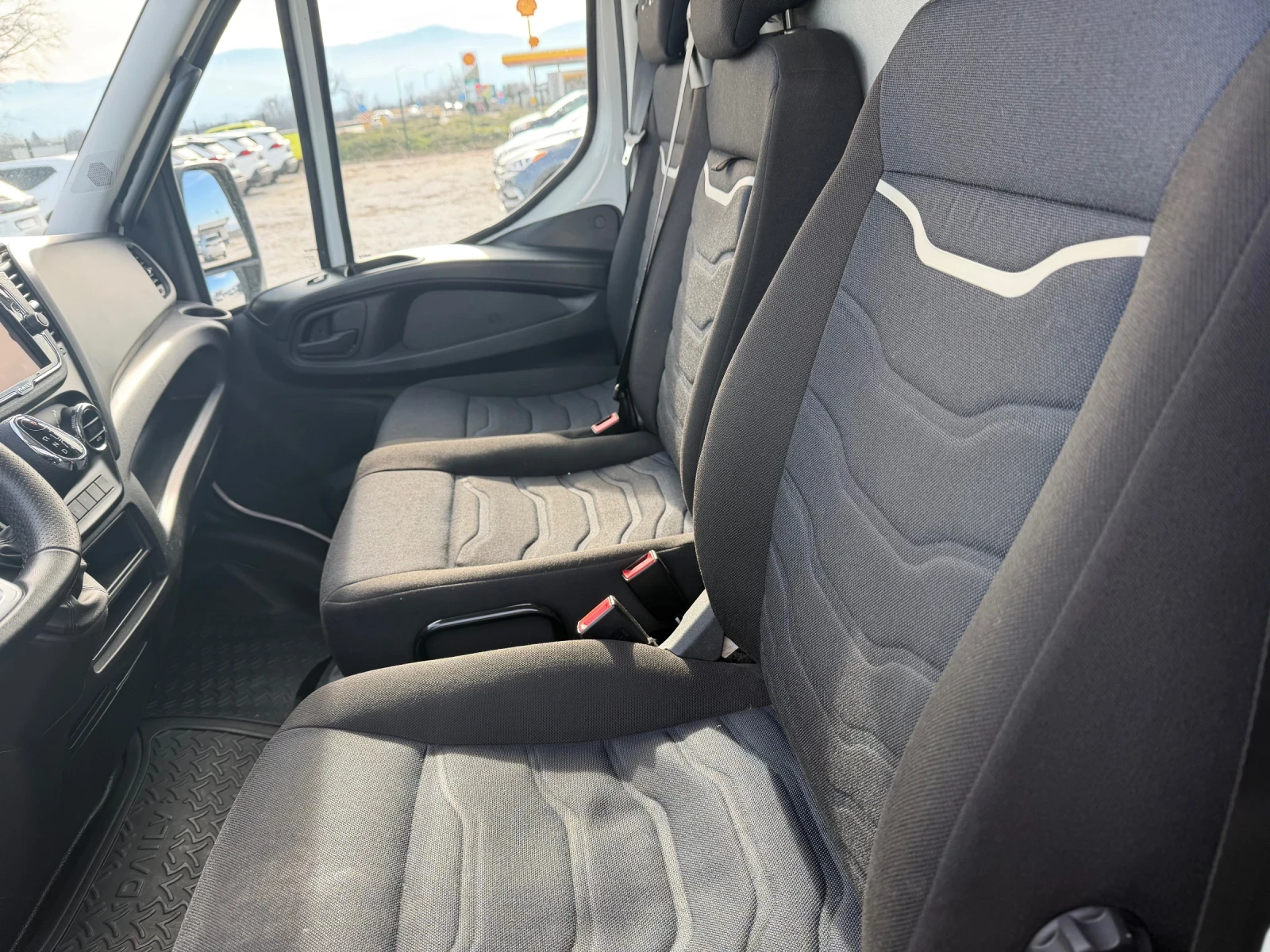 Iveco 35s16 TO� ������ XXXL | Mobile.bg � ����������� 11