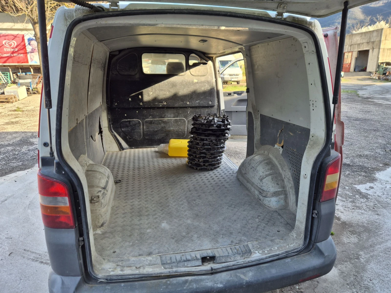 VW T5 2.0 D, снимка 6 - Бусове и автобуси - 54208264