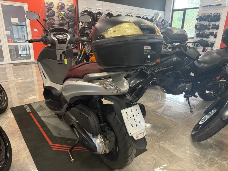 Piaggio Beverly 350 ABS ASR SPORT TOURING, снимка 6 - Мотоциклети и мототехника - 51288289