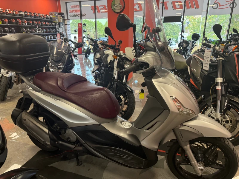 Piaggio Beverly 350 ABS ASR SPORT TOURING, снимка 3 - Мотоциклети и мототехника - 51288289