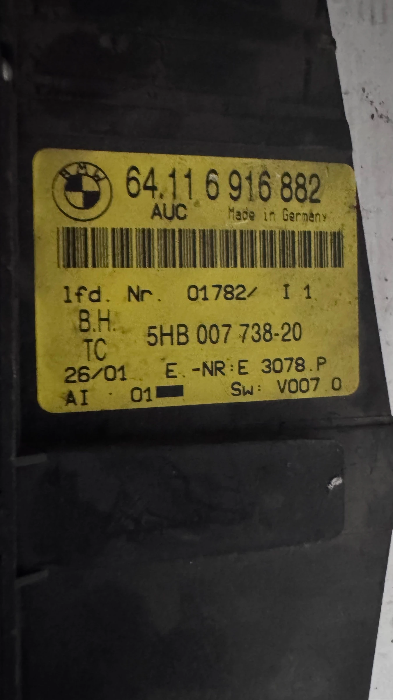   /  /  a BMW E46 -  64.116916882 / 5HB007738-11 | Mobile.bg   2