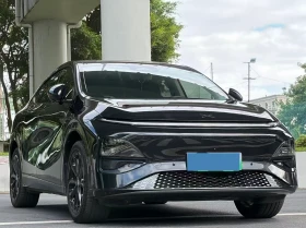 Xpeng G6 2025 RWD 68.5 kWh, снимка 3