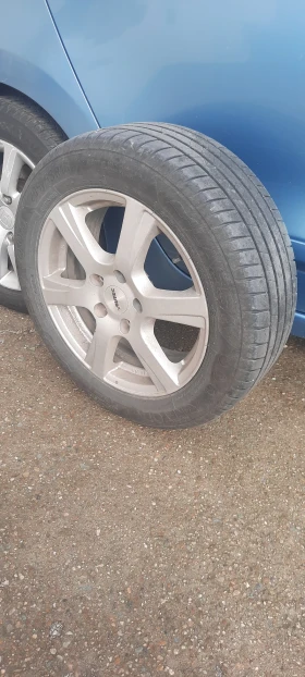 Honda Fr-v 1.7-125 КС. Газ , снимка 11